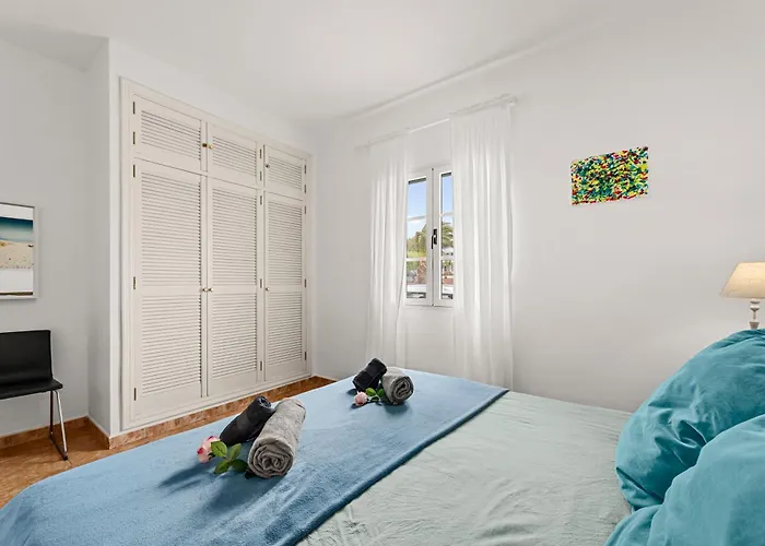 Playa Dorada Bajos פלאיה בלנקה