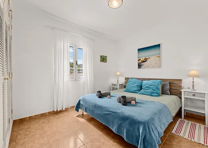 Playa Dorada Bajos Apartment *